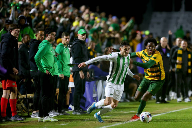 塑造成一个 塑造成一个