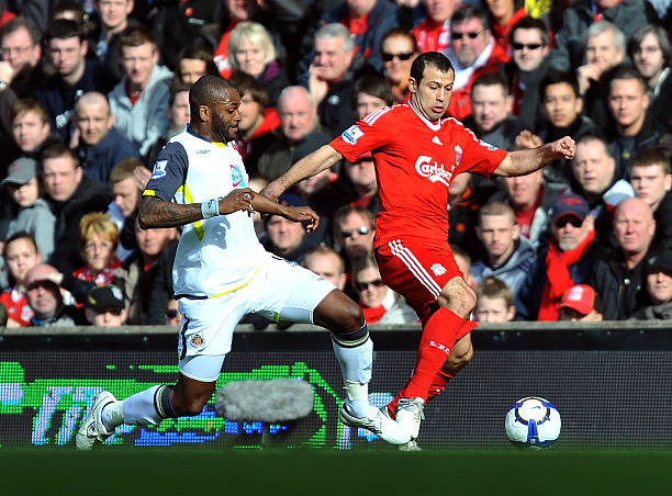 尽管年轻 尽管年轻