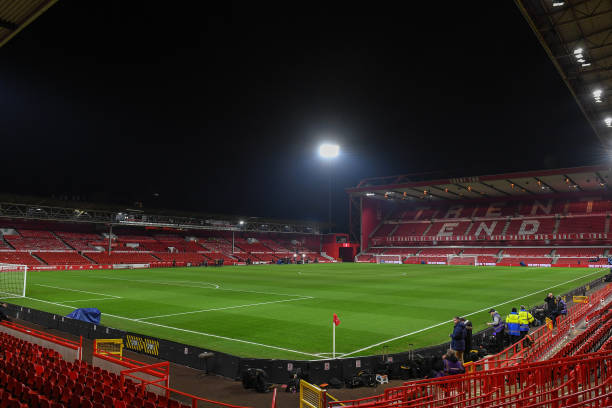 始终如一的 始终如一的